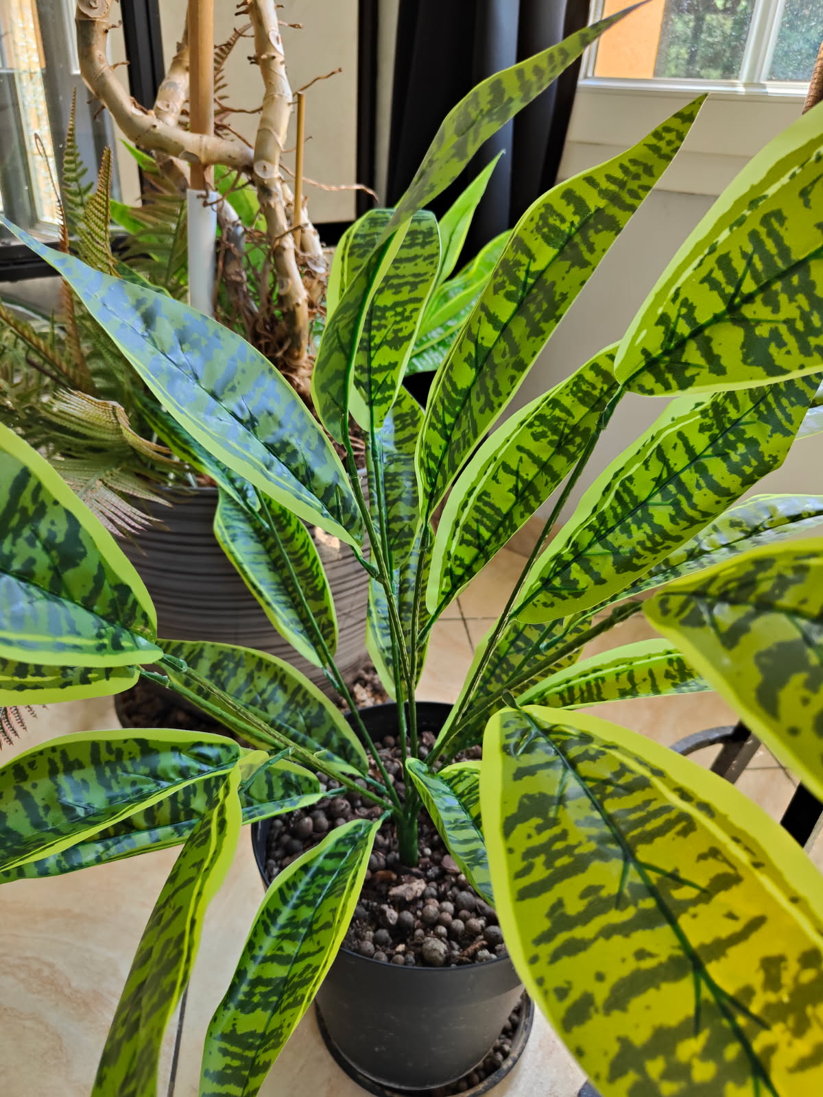 PLANTE ARTIFICIELLE DIEFFENBACHIA