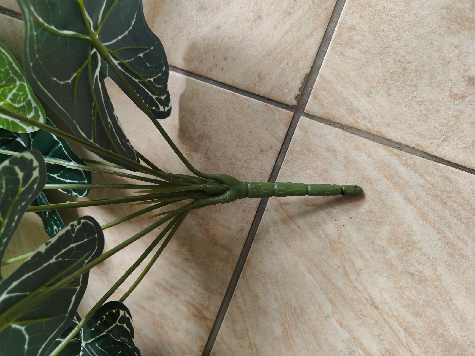 PLANTE ARTIFICIELLE ALOCASIA
